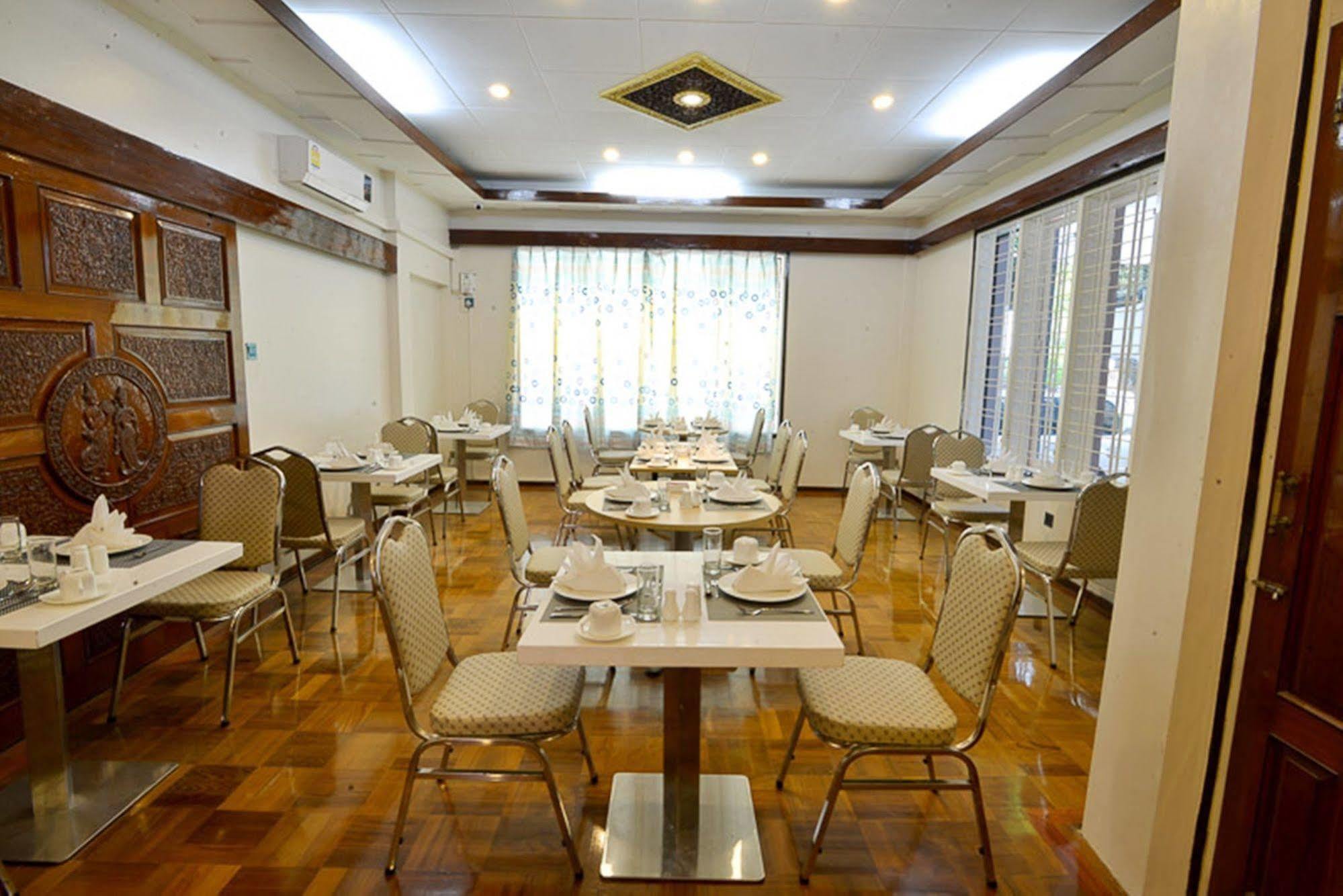 Serene Valley Hotel Yangon Exterior foto